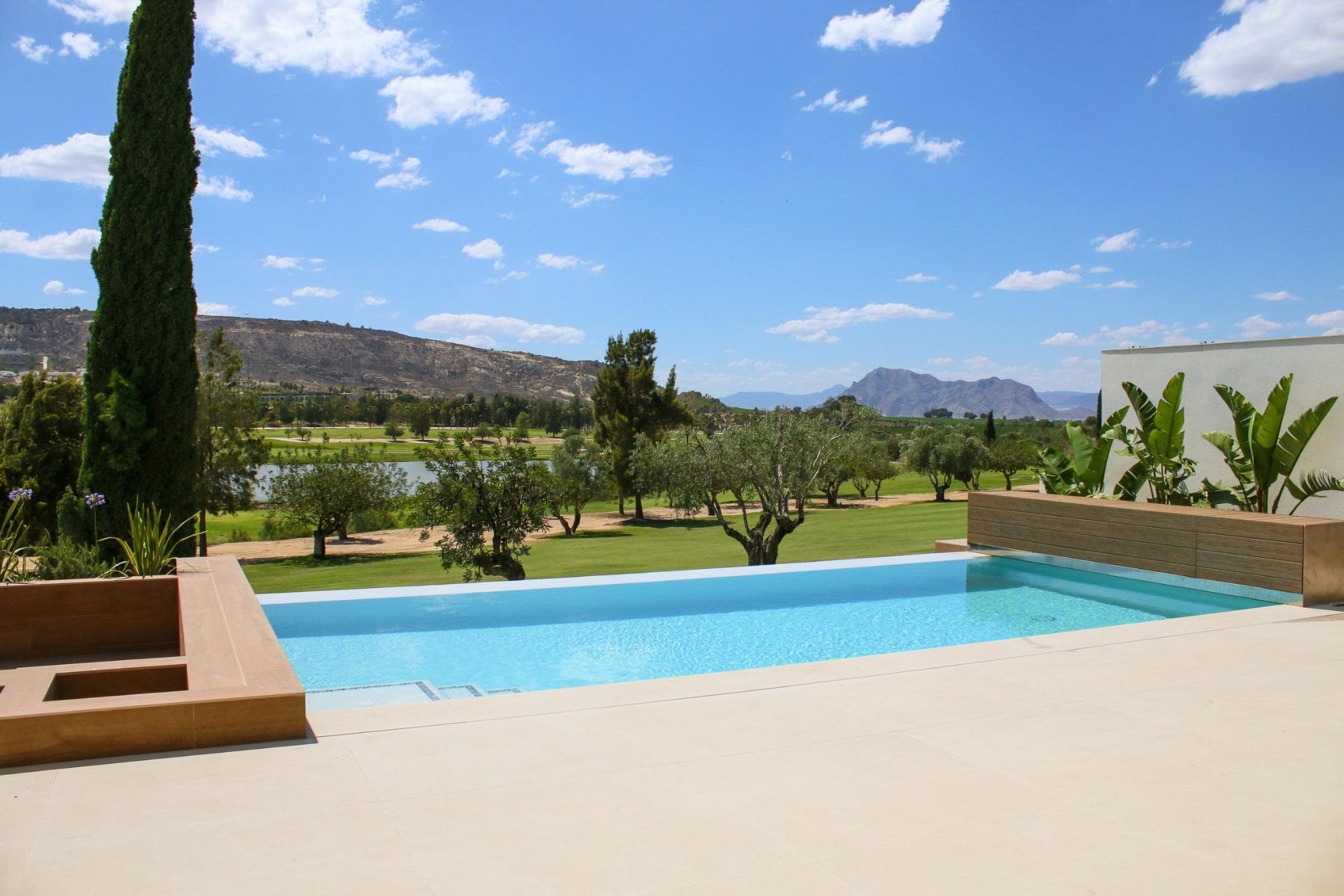 Exclusive New Build Frontline Golf Villas at La Finca Golf Resort