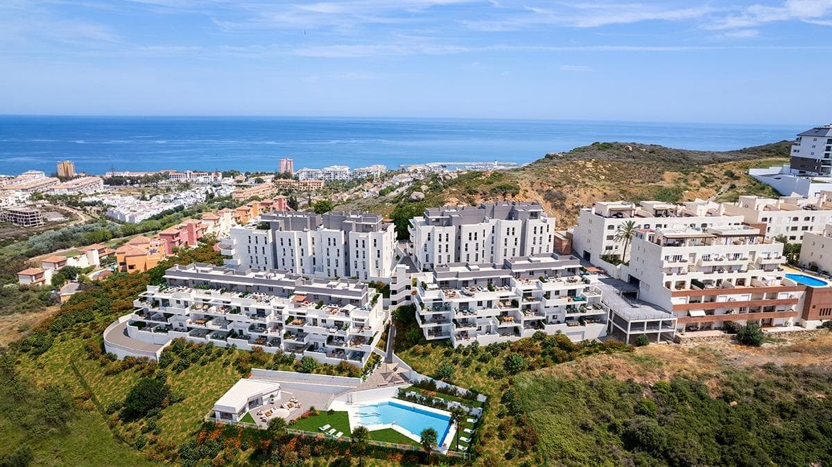 NEW BUILD RESIDENTIAL COMPLEX IN LA DUQUESA, MANILVA