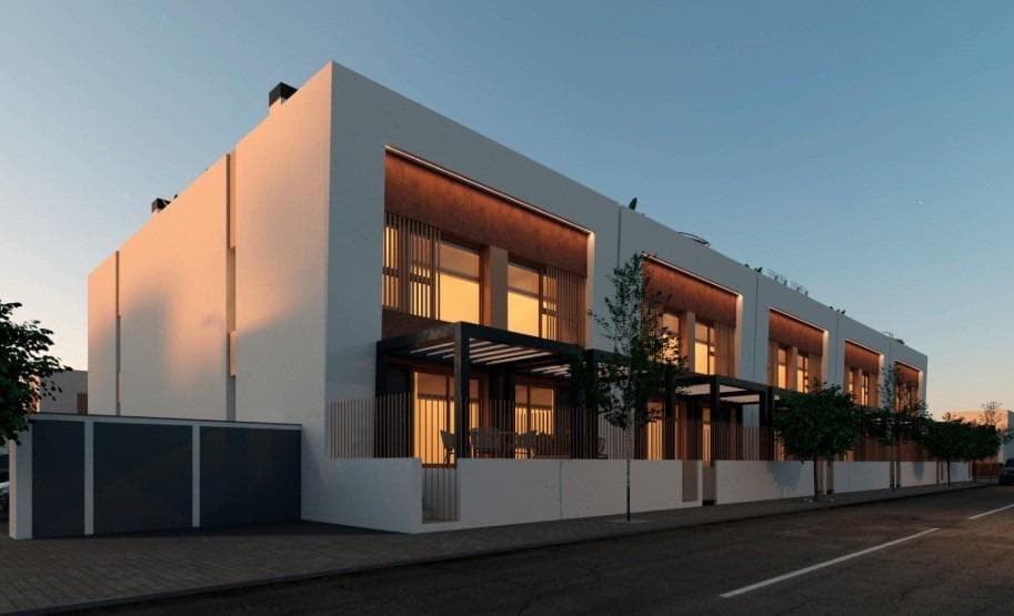 Modern Townhouses in Dolores with comunal pool