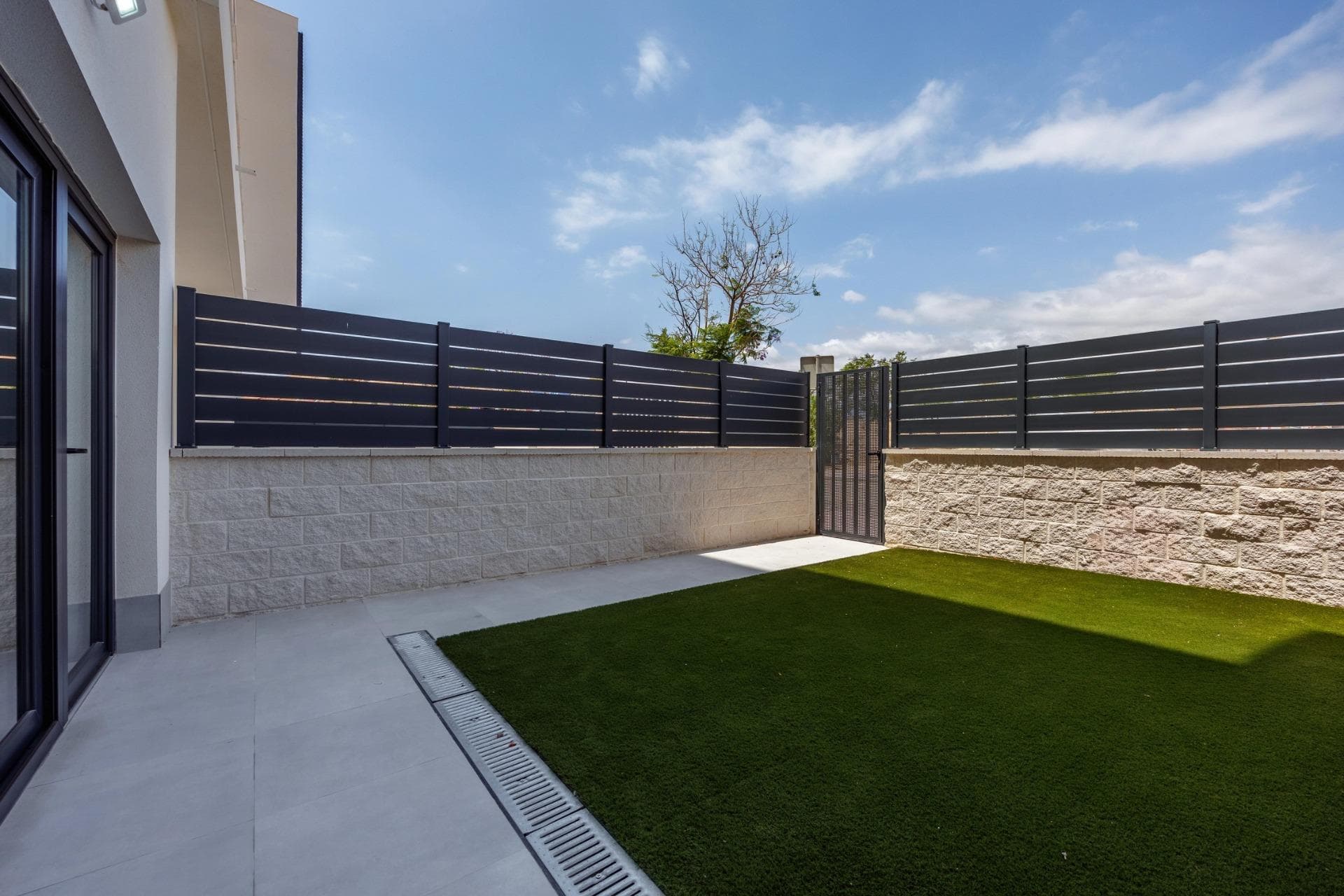 Unique Investment Opportunity in Villajoyosa Costa Blanca North